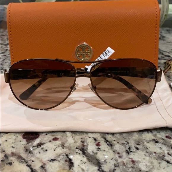 NWT Auth Tory Burch Aviator Sunglasses - Picture 14 of 14